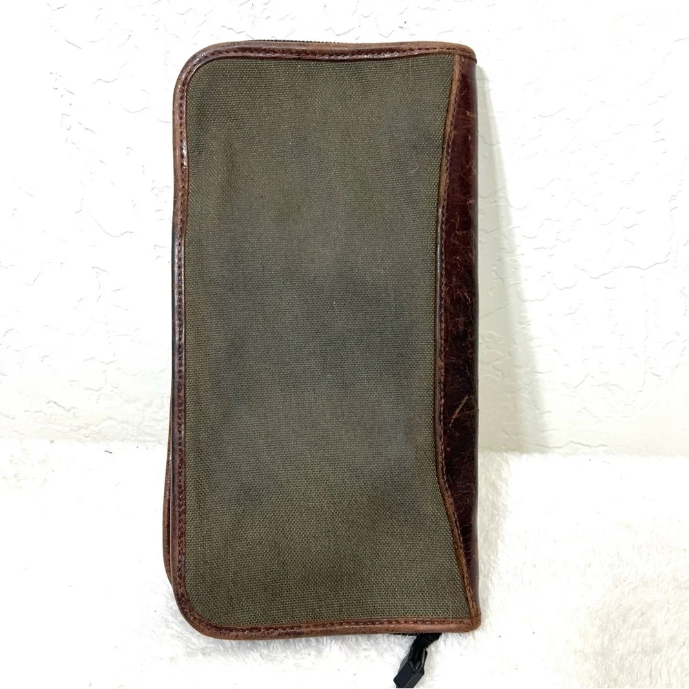 Vintage 90’s Timberland Passport Wallet Canvas and Leather